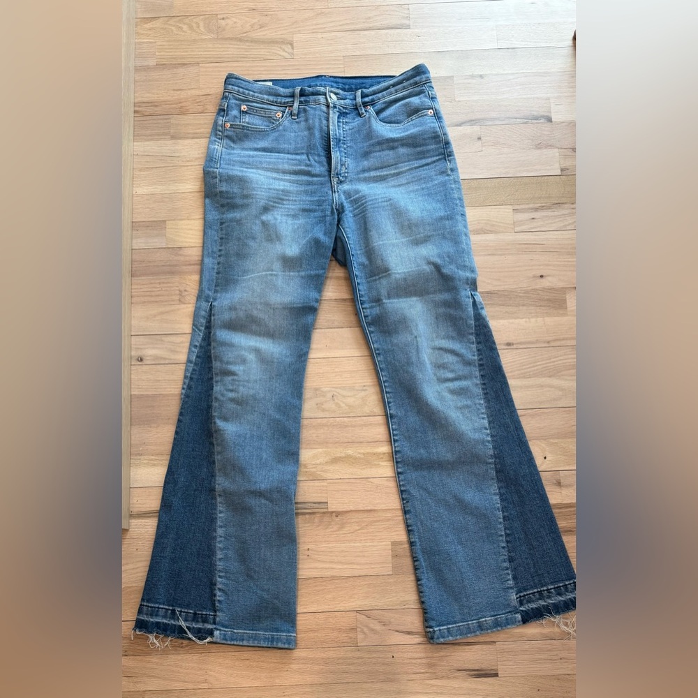 GAP 70s High Rise Flare in Light Indigo 10/30R